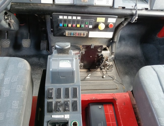Mercedes-Benz Unimog U 5000 4x4 - (type 437.4) 4000 ltr -Lier, Winch -Feuerwehr Doppelkabine,Uberrollkafig - Rosenbauer - Expeditievoertuig, Camper TT 4836