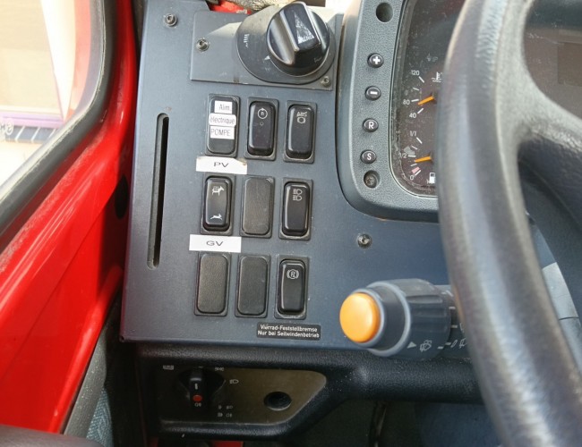 Mercedes-Benz Unimog U 5000 4x4 - (type 437.4) 4000 ltr -Wich -Feuerwehr Doppelkabine,Uberrollkafig - Rosenbauer - Expeditievoertuig, Camper TT 4836