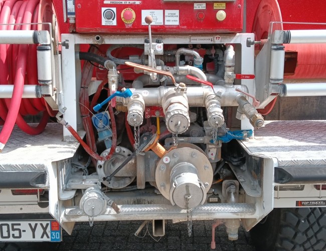 Mercedes-Benz Unimog U 5000 4x4 - (type 437.4) 4000 ltr -Wich -Feuerwehr Doppelkabine,Uberrollkafig - Rosenbauer - Expeditievoertuig, Camper TT 4836