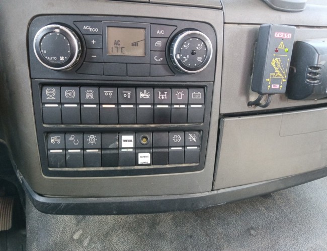 MAN TGS 35.360 8x2 - Fassi 23TM Crane, Machine transporter, Loading ramp, recovery truck 6.2T. winch TT 4842