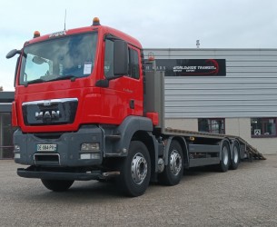 MAN TGS 35.360 8x2 - Machine transporter, loading ramp, tow truck 6.2T. winch TT 4860