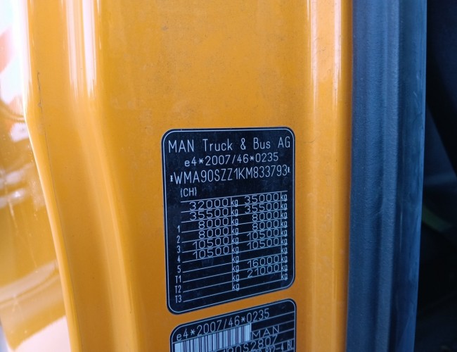 MAN TGS 35.420 8x2 - Fassi 29TM Crane, Machine transporter, Loading ramp, Tow truck 7.2T. Winch TT 4882