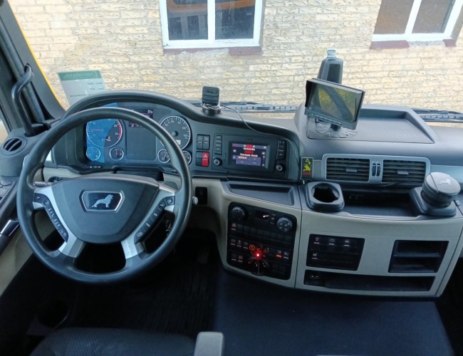 MAN TGS 35.420 8x2 - Fassi 29TM Kraan, Machine transporter, Oprijwagen, afsleepwagen 7.2T. lier TT 4882