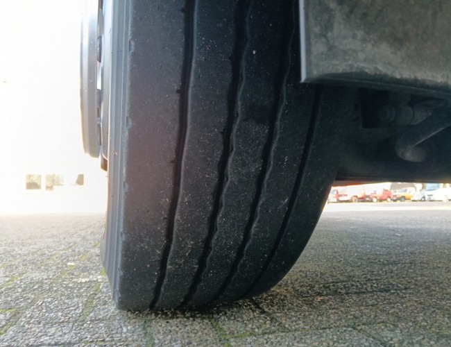 Mercedes-Benz Antos 1830 DHollandia Laadklep, Loadlift 1.500 kg, TT 4884