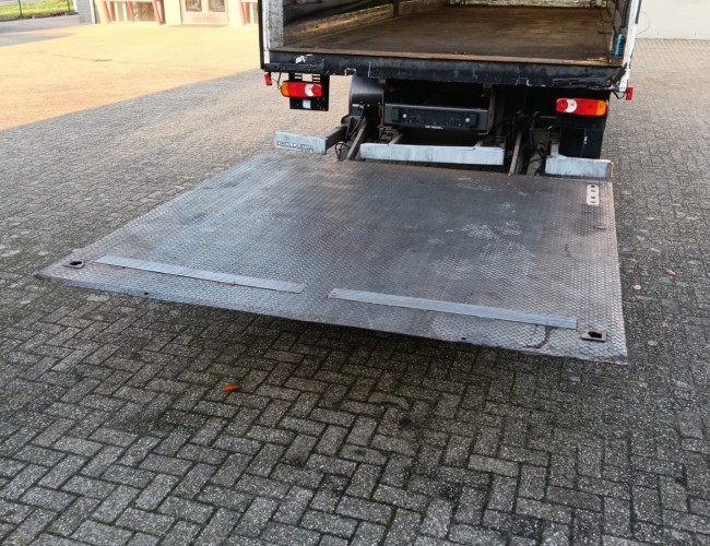 DAF FA CF 260 DHollandia Laadklep, Loadlift 2.000 kg, Slideroof, Smart tacho TT 4885